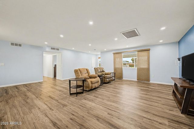 11620 N HAGEN Drive, Sun City, AZ 85351