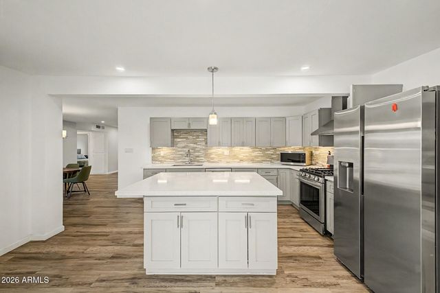11620 N HAGEN Drive, Sun City, AZ 85351