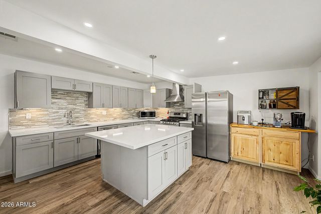11620 N HAGEN Drive, Sun City, AZ 85351
