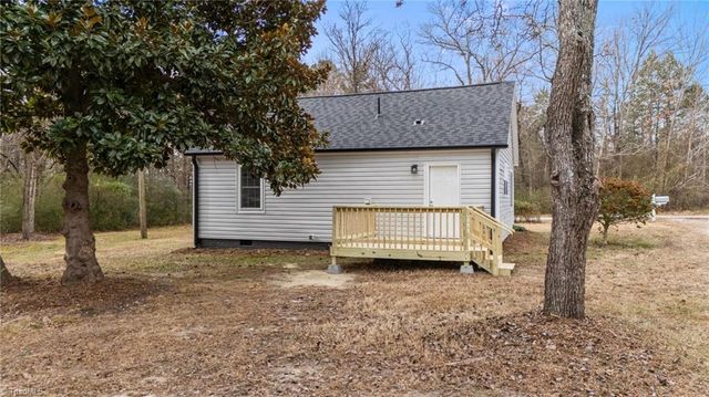 100 Carr Street, Thomasville, NC 27360