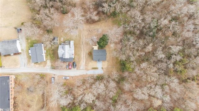 100 Carr Street, Thomasville, NC 27360