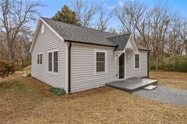 100 Carr Street, Thomasville, NC 27360