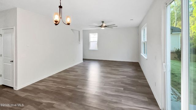 97 Palmer Place, Richmond Hill, GA 31324