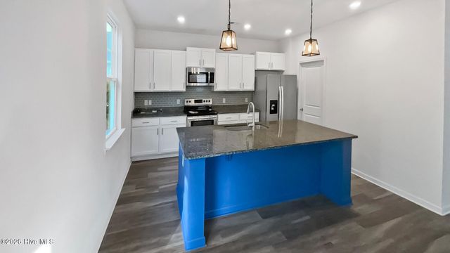 97 Palmer Place, Richmond Hill, GA 31324