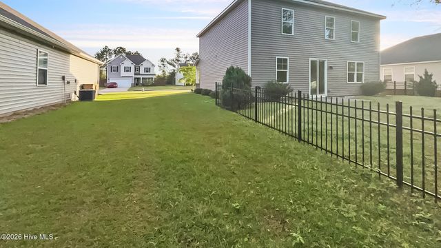 97 Palmer Place, Richmond Hill, GA 31324