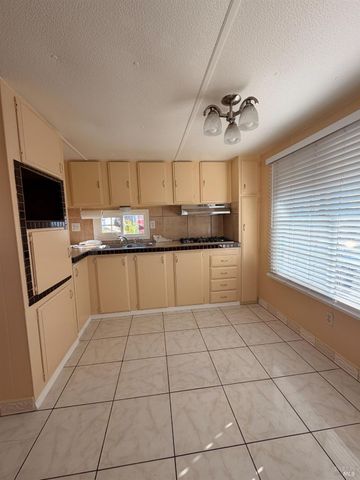 2500 Springs Rd, Vallejo, CA 94591