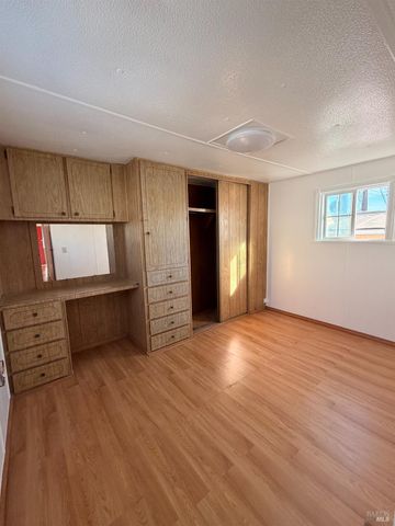 2500 Springs Rd, Vallejo, CA 94591