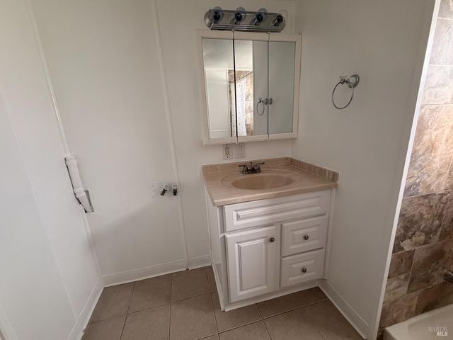 2500 Springs Rd, Vallejo, CA 94591