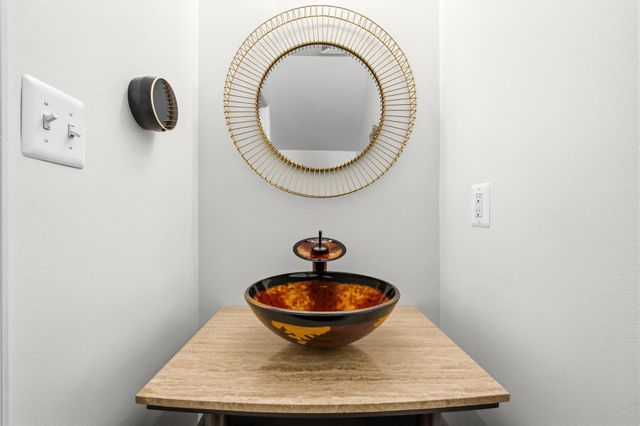 3220 15TH PL SE, Washington, DC 20020