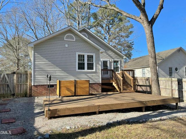 308 Kilgo Street, Clayton, NC 27520