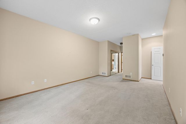2282 Stephani Court, Little Canada, MN 55117