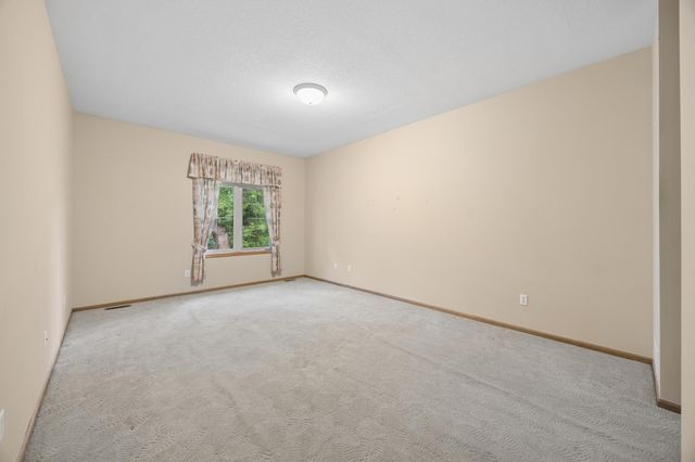2282 Stephani Court, Little Canada, MN 55117
