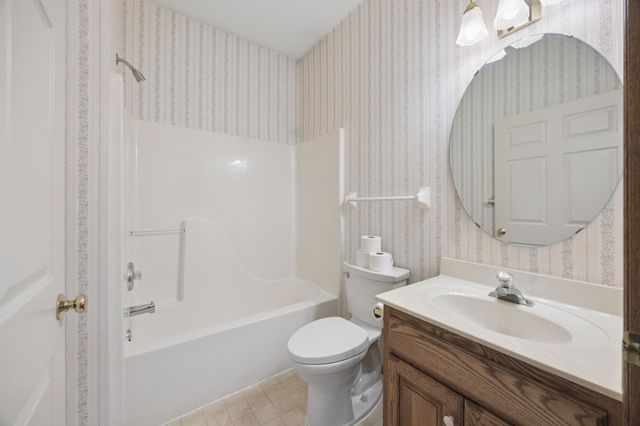 2282 Stephani Court, Little Canada, MN 55117
