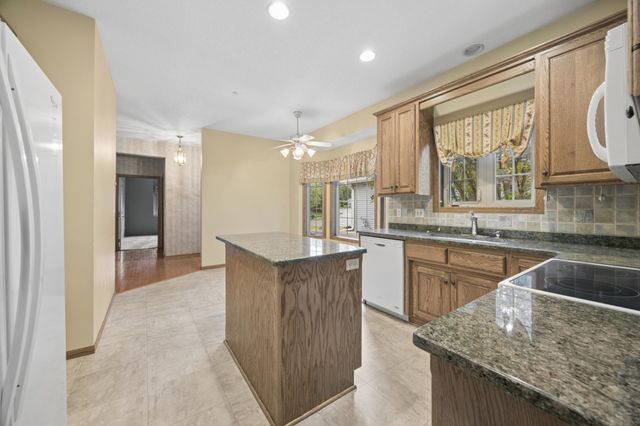 2282 Stephani Court, Little Canada, MN 55117