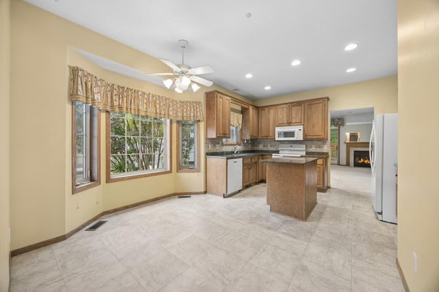 2282 Stephani Court, Little Canada, MN 55117