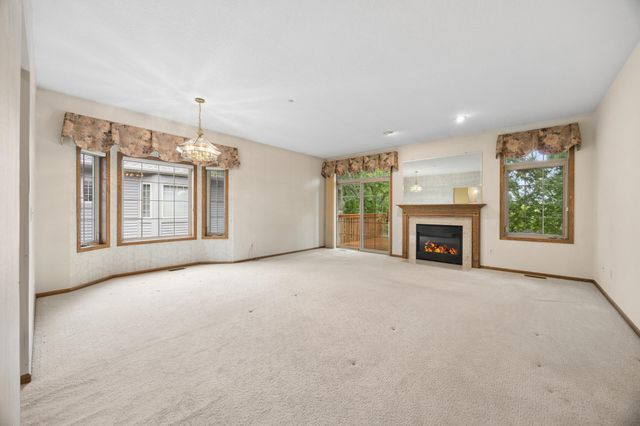 2282 Stephani Court, Little Canada, MN 55117