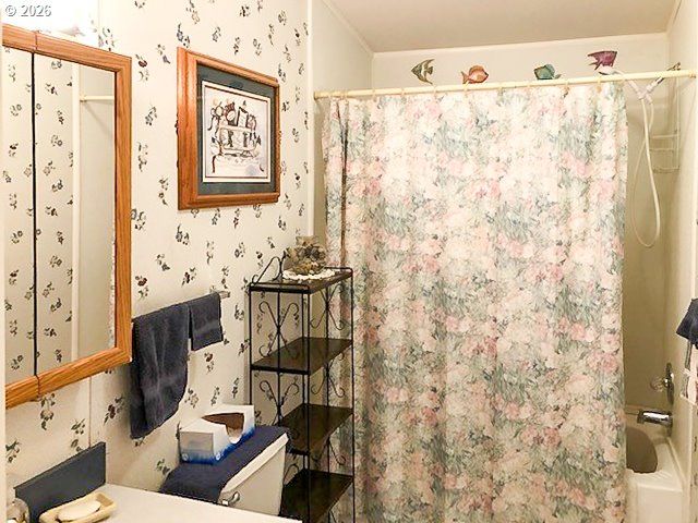 5956 BUCKHORN Rd, Roseburg, OR 97470