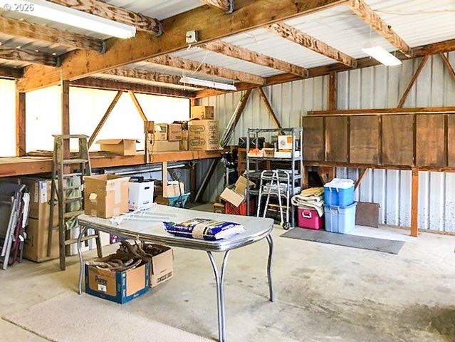 5956 BUCKHORN Rd, Roseburg, OR 97470