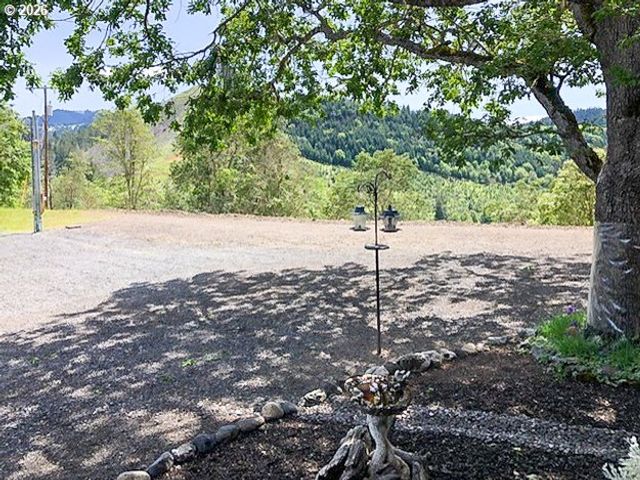 5956 BUCKHORN Rd, Roseburg, OR 97470