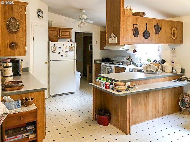 5956 BUCKHORN Rd, Roseburg, OR 97470