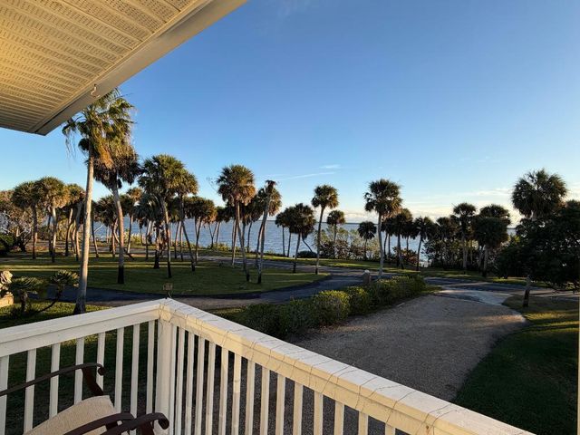 7501 S Indian River Drive, Fort Pierce, FL 34982