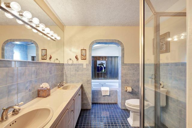 7501 S Indian River Drive, Fort Pierce, FL 34982