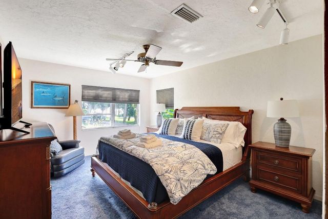 7501 S Indian River Drive, Fort Pierce, FL 34982