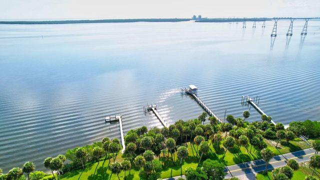 7501 S Indian River Drive, Fort Pierce, FL 34982