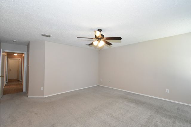 1130 Seneca Drive, Arlington, TX 76017