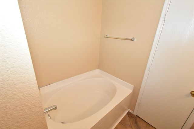 1130 Seneca Drive, Arlington, TX 76017