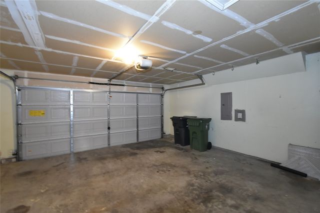 1130 Seneca Drive, Arlington, TX 76017