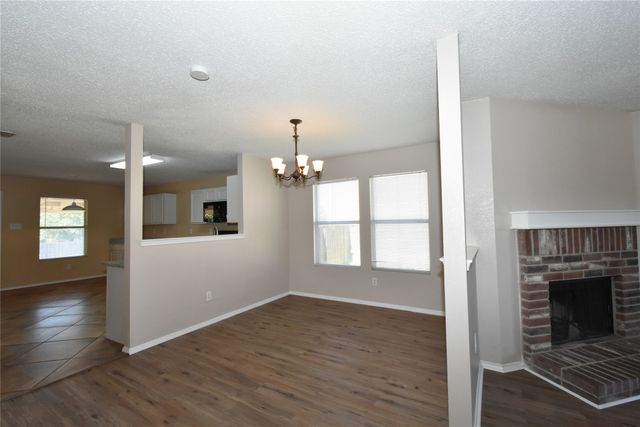 1130 Seneca Drive, Arlington, TX 76017