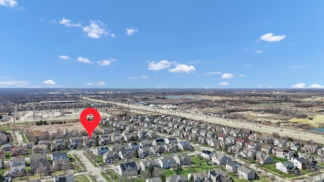 2124 Amelia Lane, Hoffman Estates, IL 60192