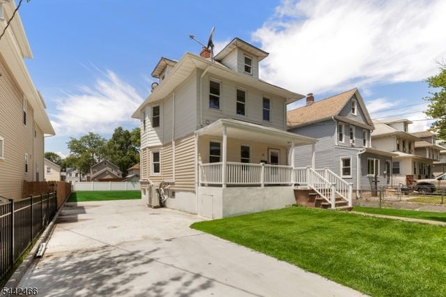 40 Teaneck Rd, Ridgefield Park Village, NJ 07660