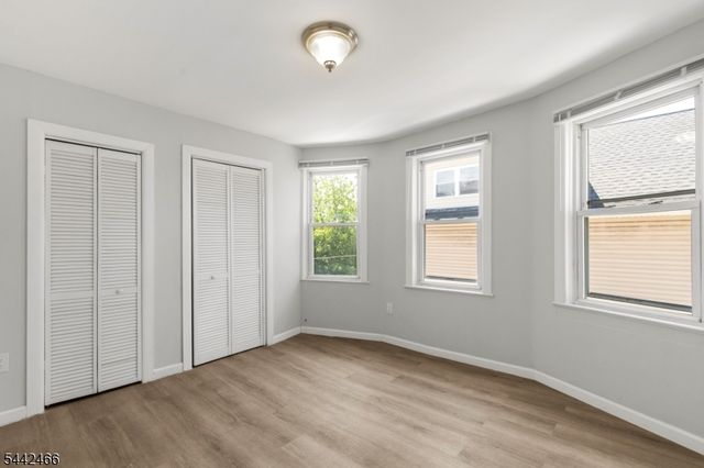 40 Teaneck Rd, Ridgefield Park Village, NJ 07660