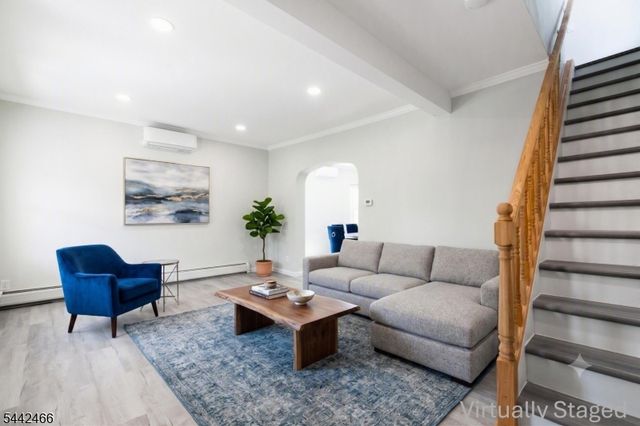 40 Teaneck Rd, Ridgefield Park Village, NJ 07660