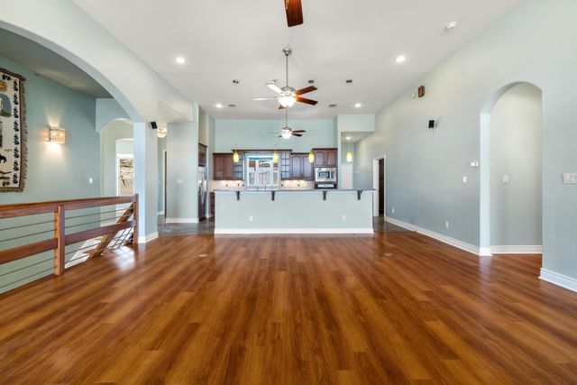 10322 W Darleen DR, Leander, TX 78641