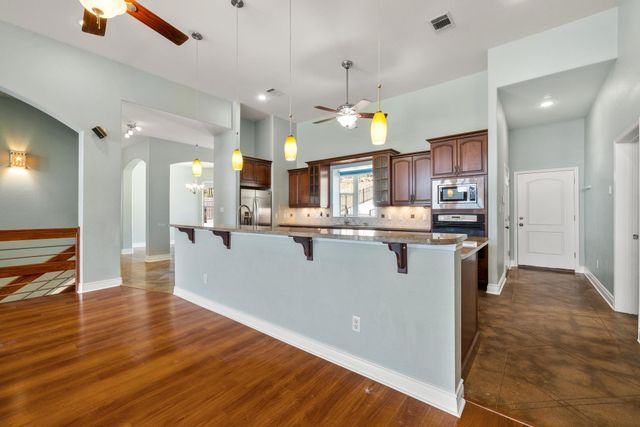 10322 W Darleen DR, Leander, TX 78641