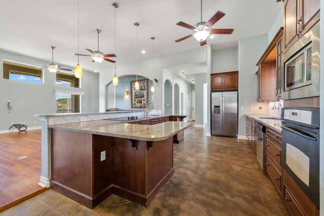 10322 W Darleen DR, Leander, TX 78641
