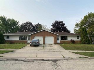 501 TAMPA WAY, Little Chute, WI 54140