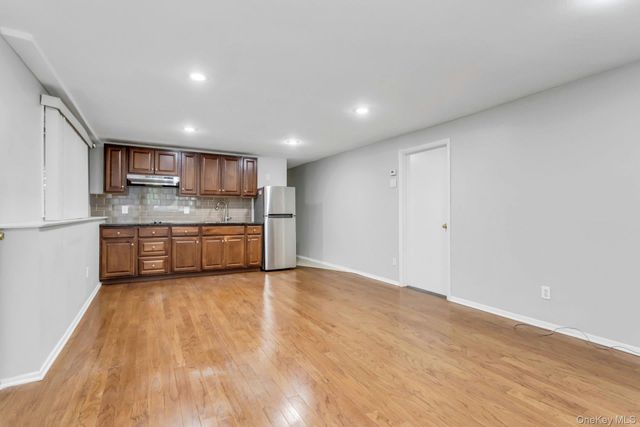 28 Penguin Lane, Commack, NY 11725