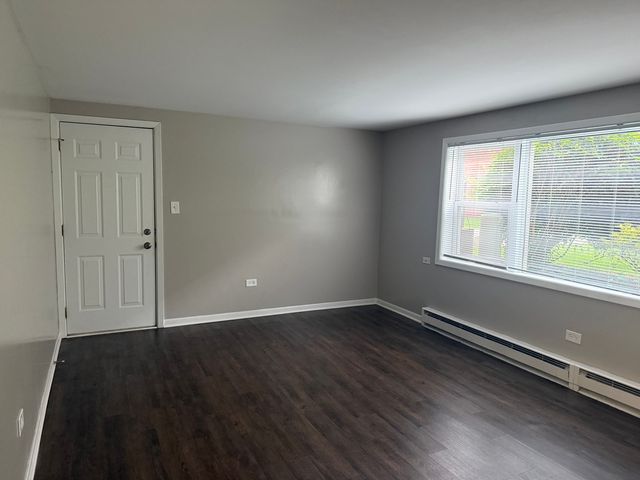 4225 FOREST Avenue E1N, Downers Grove, IL 60515