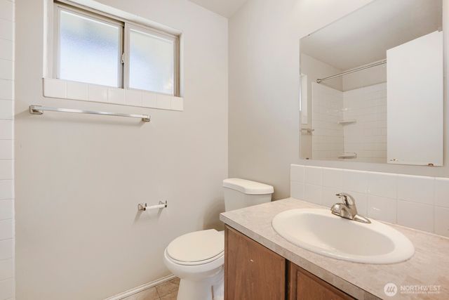 23227 110th Place SE, Kent, WA 98031