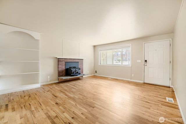 23227 110th Place SE, Kent, WA 98031