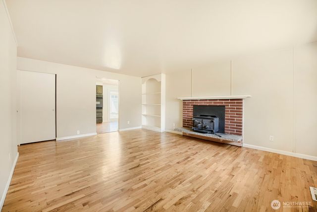 23227 110th Place SE, Kent, WA 98031