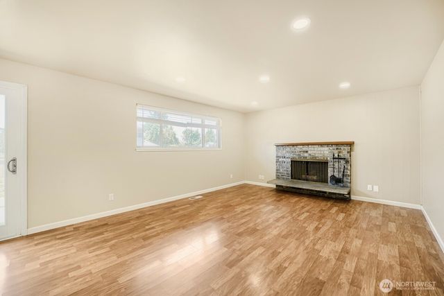 23227 110th Place SE, Kent, WA 98031