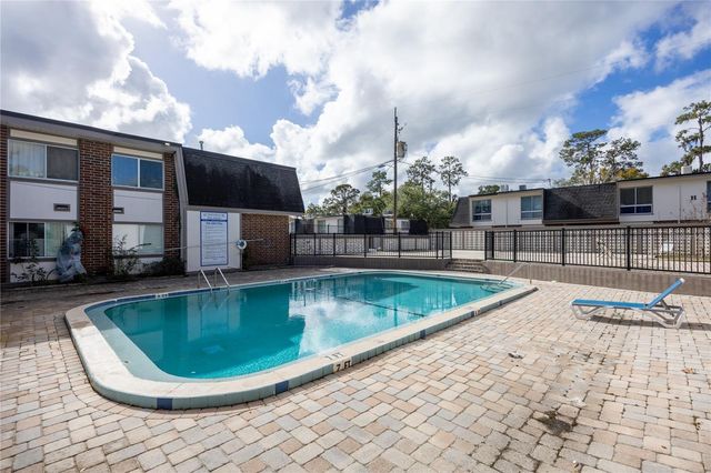 1700 16TH COURT K22, Gainesville, FL 32608