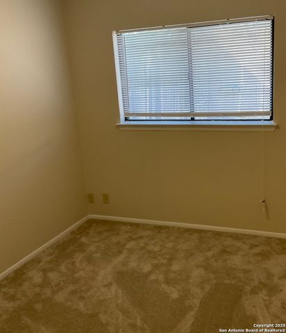 7918 Falcon Ridge, San Antonio, TX 78239