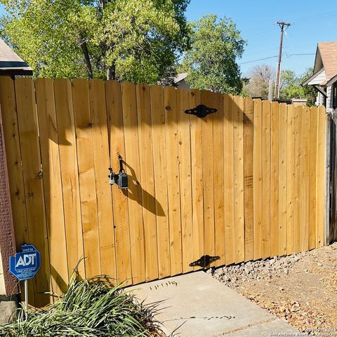 7918 Falcon Ridge, San Antonio, TX 78239