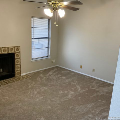 7918 Falcon Ridge, San Antonio, TX 78239